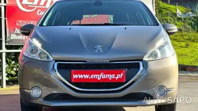 Peugeot 208 de 2012