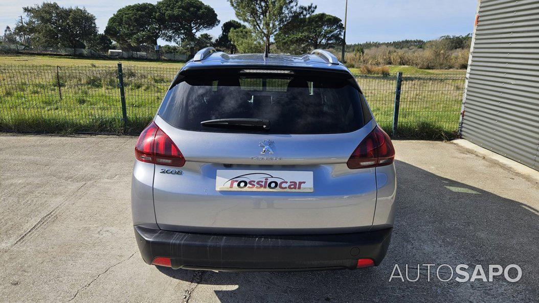 Peugeot 2008 1.2 PureTech Style de 2018