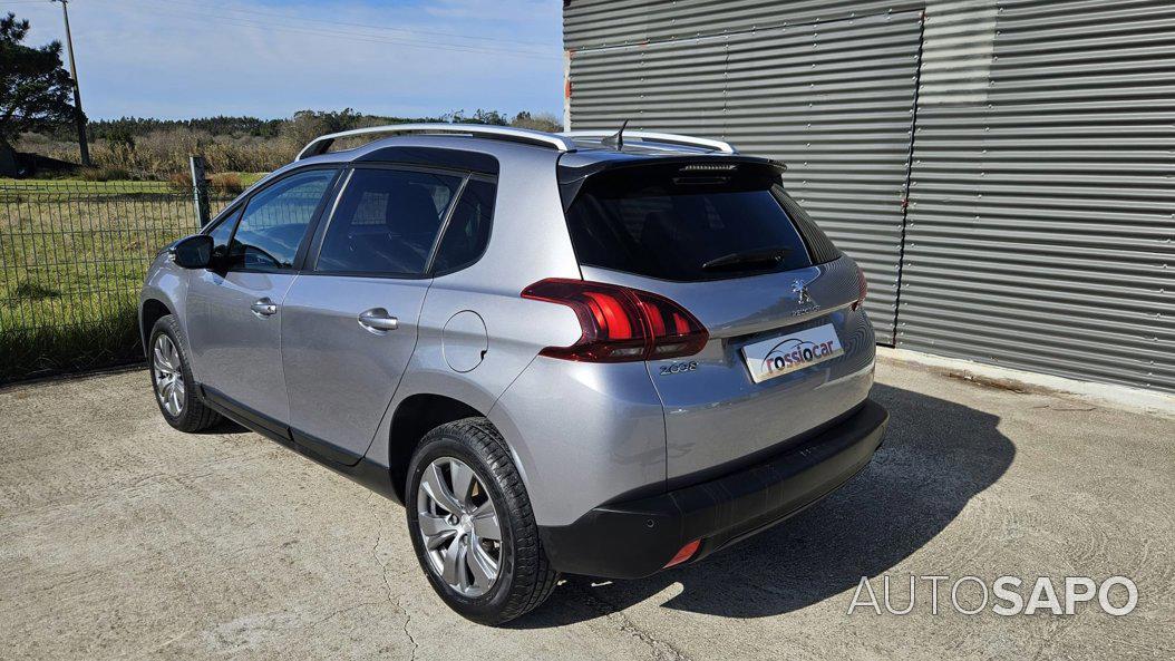 Peugeot 2008 1.2 PureTech Style de 2018