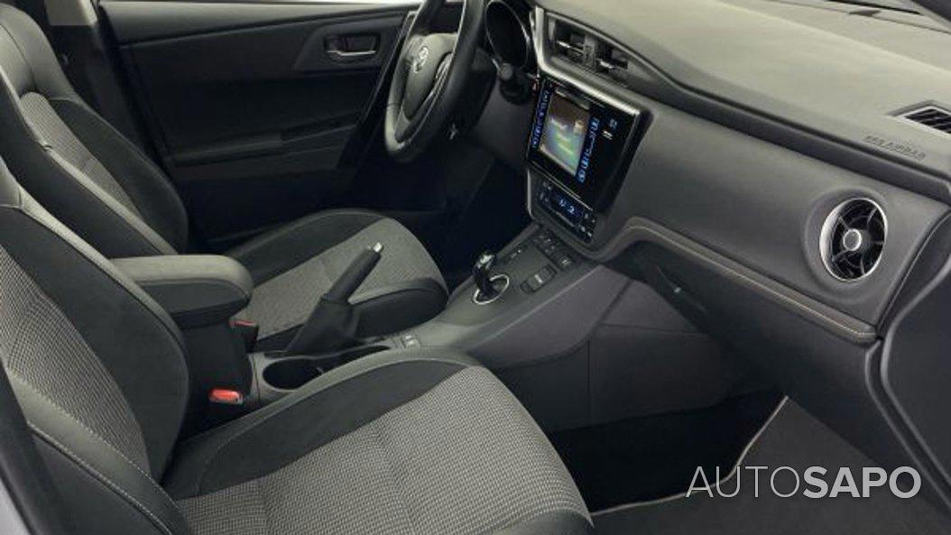 Toyota Auris 1.8 HSD Exclusive de 2019