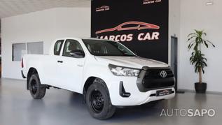 Toyota Hilux 2.4 D LN105L Cx Metalica de 2024