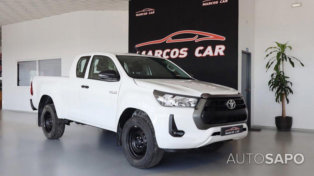 Toyota Hilux 2.4 D LN105L Cx Metalica de 2024