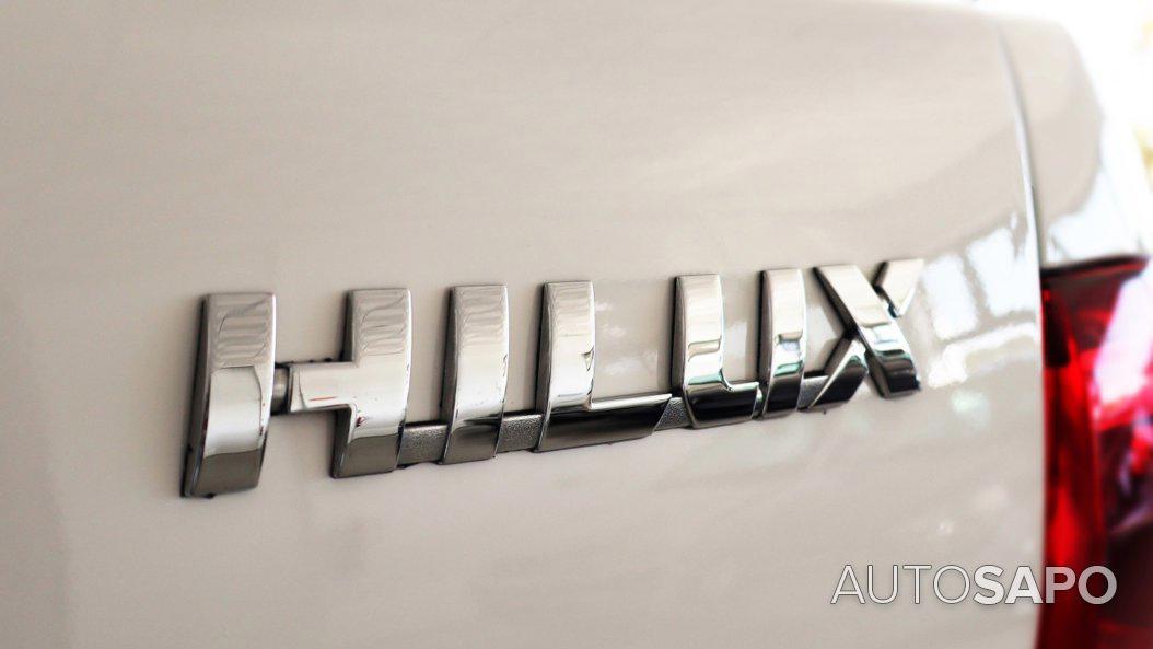 Toyota Hilux 2.4 D LN105L Cx Metalica de 2024