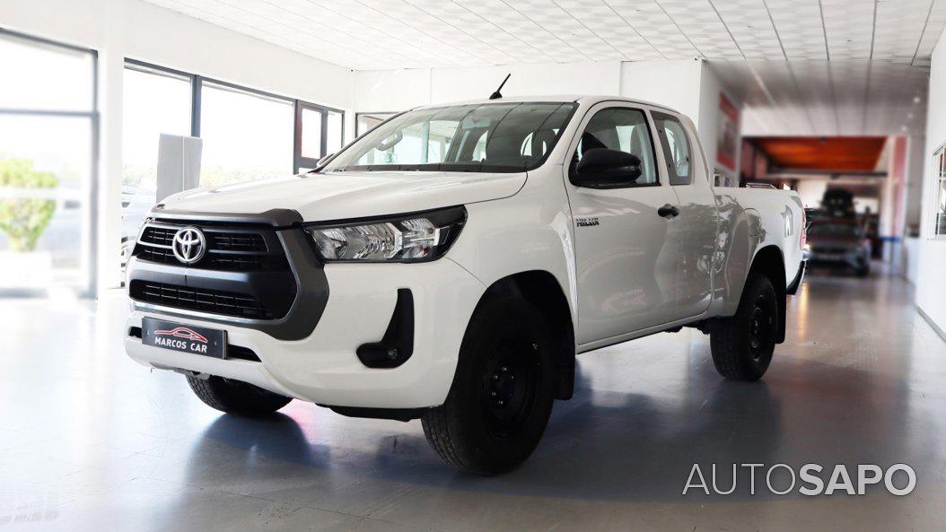 Toyota Hilux 2.4 D LN105L Cx Metalica de 2024