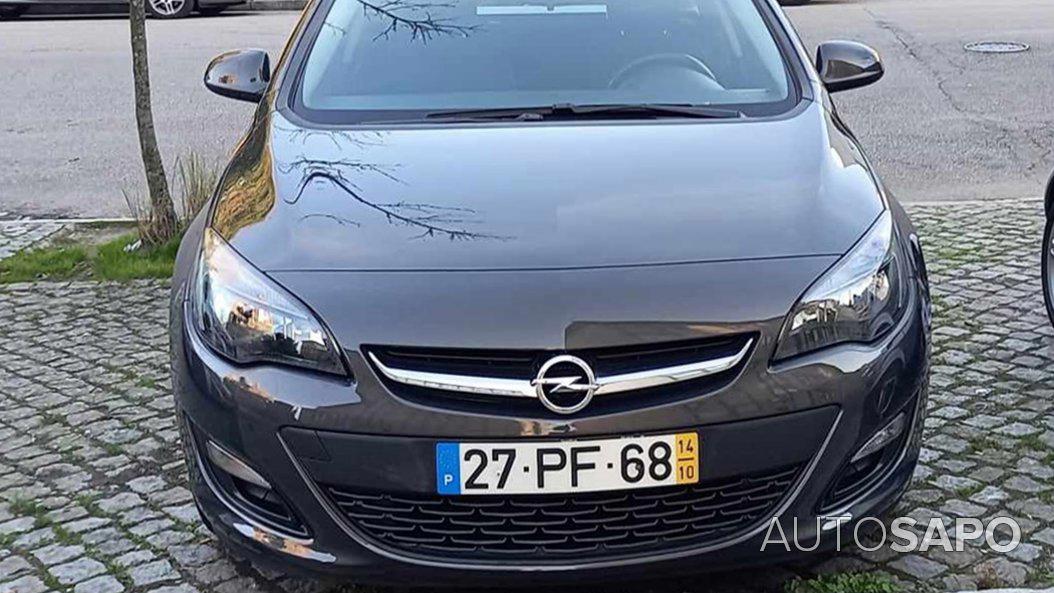 Opel Astra 1.4 Enjoy S/S J16 de 2014