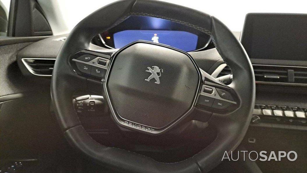 Peugeot 5008 1.5 BlueHDi Allure de 2019