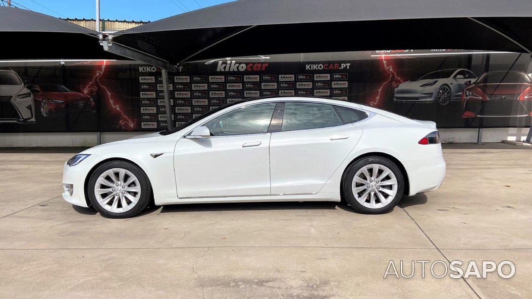 Tesla Model S 75D de 2017