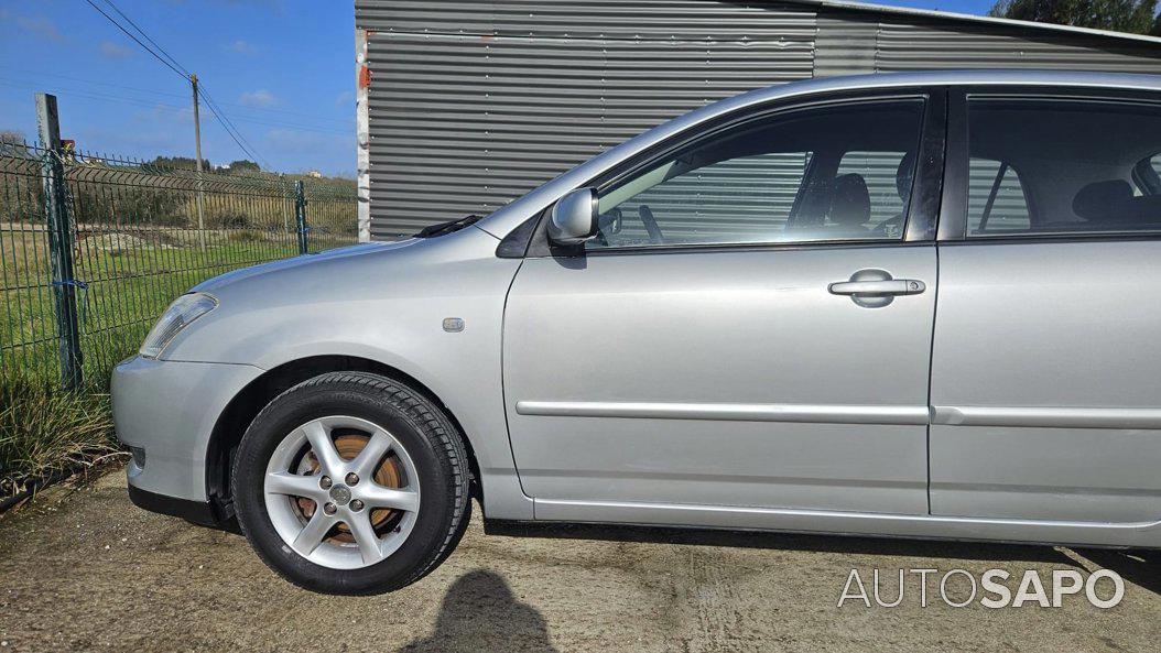 Toyota Corolla de 2004