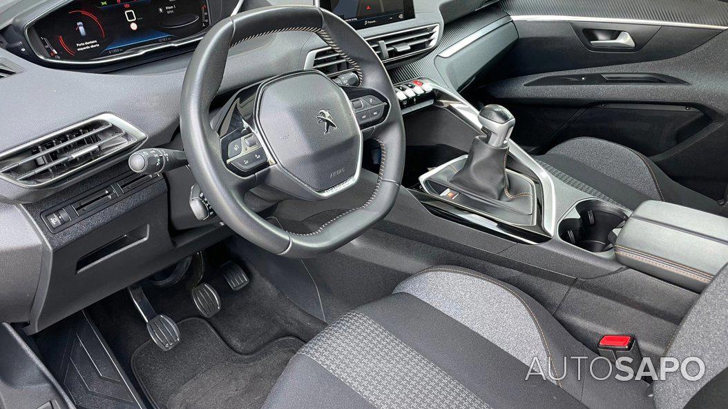 Peugeot 3008 1.2 PureTech Active de 2020