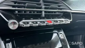 Peugeot e-2008 de 2021