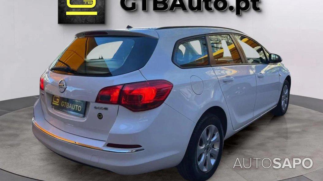 Opel Astra de 2015