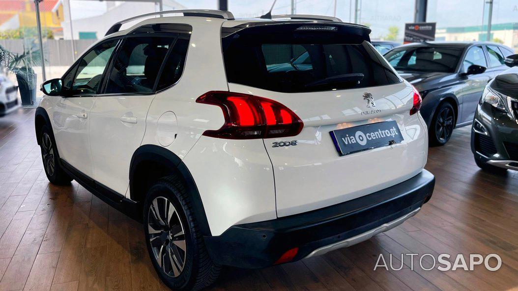 Peugeot 2008 1.2 PureTech Allure de 2019