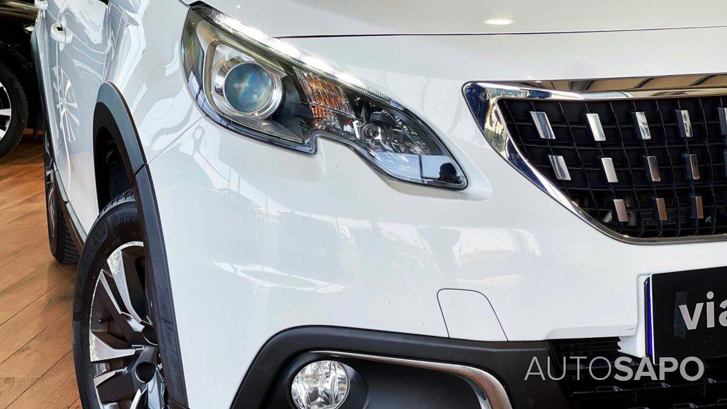 Peugeot 2008 1.2 PureTech Allure de 2019