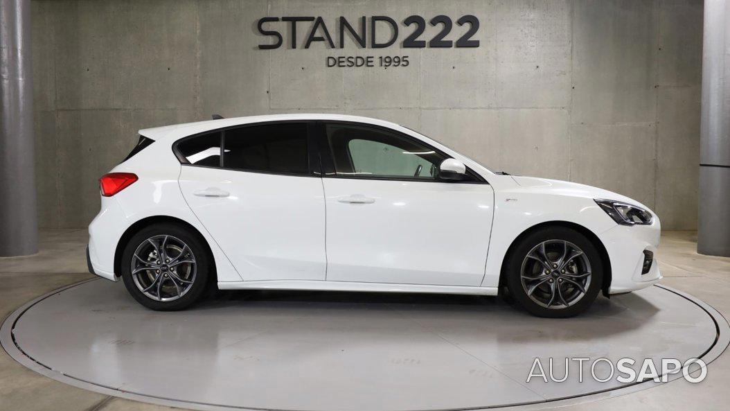 Ford Focus 1.0 EcoBoost ST-Line Aut. de 2021