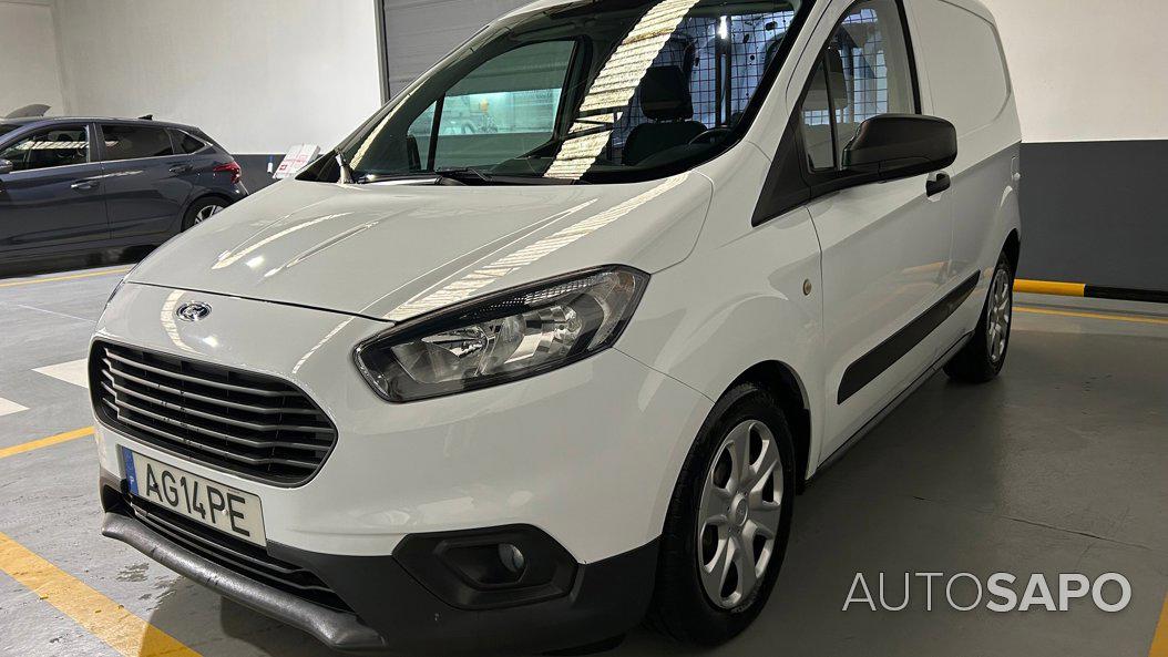 Ford Tourneo Courier 1.5 TDCi Ambiente de 2021