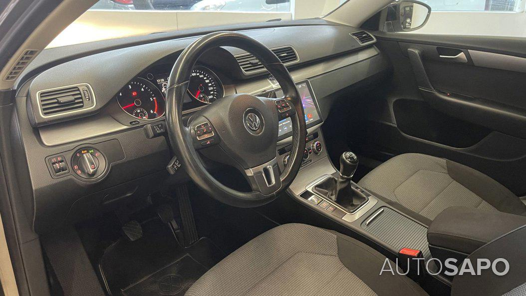 Volkswagen Passat V. 1.6 TDi Confortline BlueMotion de 2014