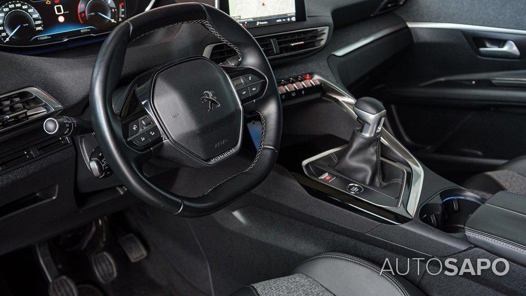 Peugeot 3008 1.2 PureTech Allure de 2018