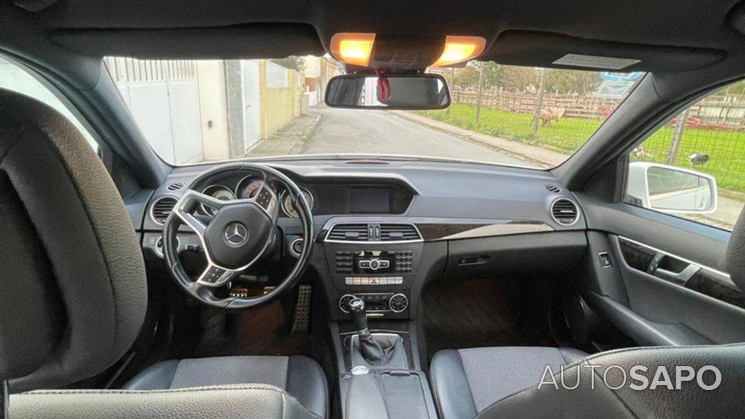 Mercedes-Benz Classe C 220 CDi Avantgarde de 2012