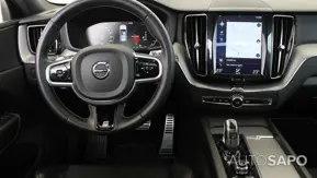 Volvo XC60 2.0 T8 PHEV R-Design AWD de 2019