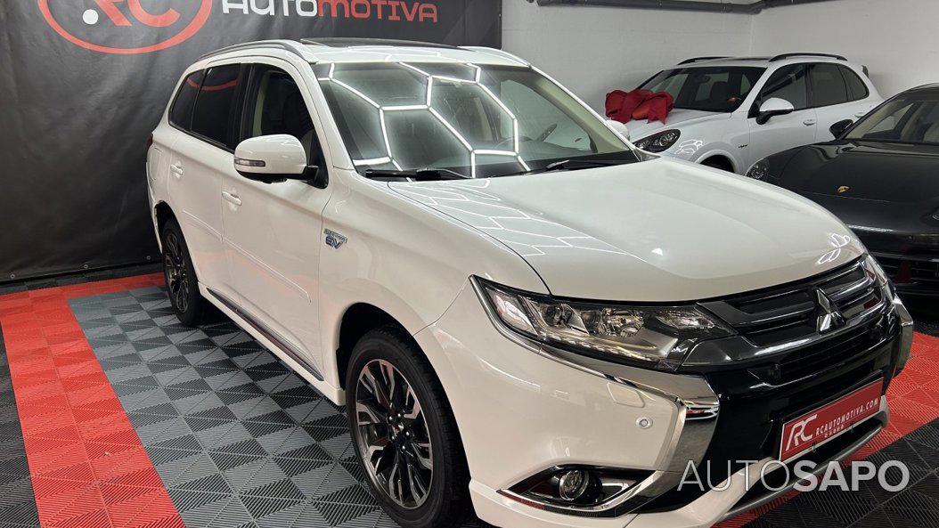 Mitsubishi Outlander 2.0 PHEV Instyle Navi de 2017