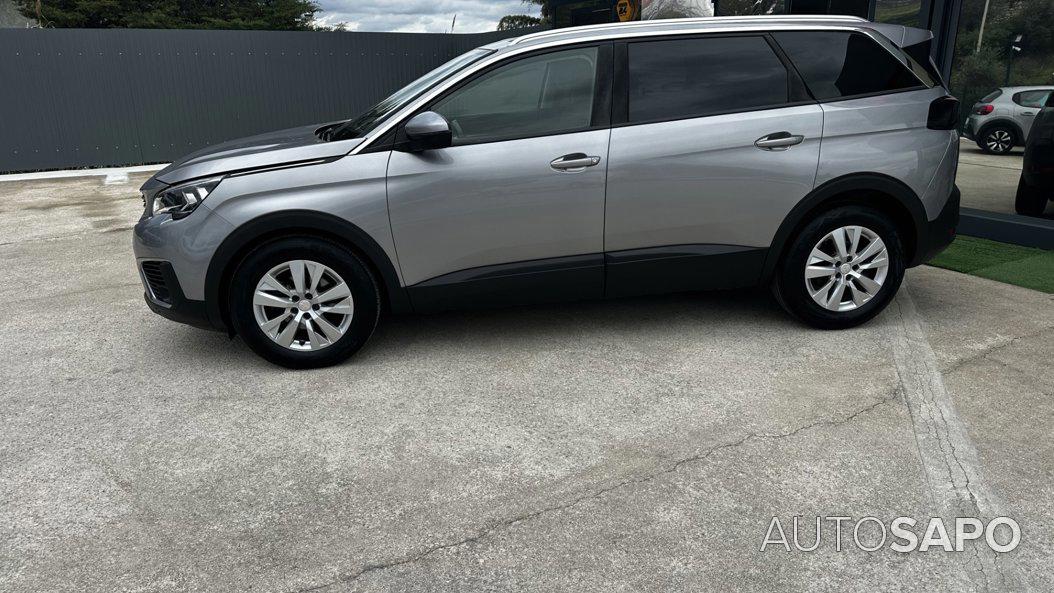 Peugeot 5008 1.2 PureTech Allure EAT8 de 2019