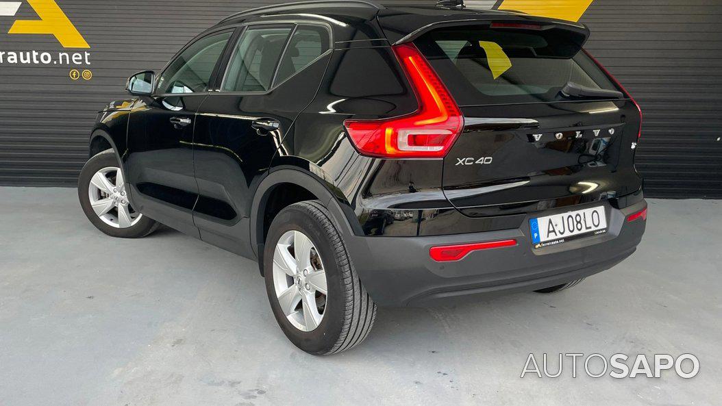 Volvo XC40 1.5 T2 Momentum Core de 2021