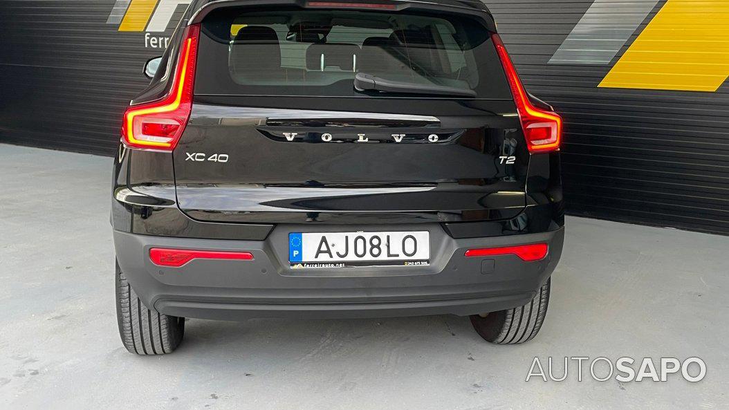 Volvo XC40 1.5 T2 Momentum Core de 2021