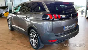 Peugeot 5008 de 2022