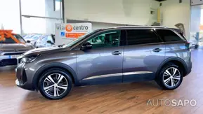 Peugeot 5008 de 2022