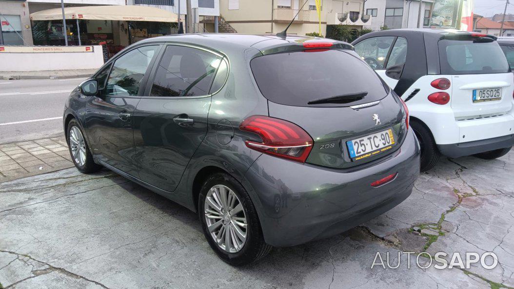 Peugeot 208 1.2 PureTech Style de 2017