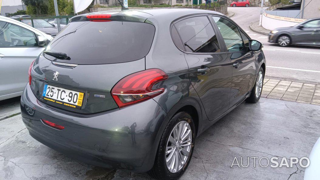 Peugeot 208 1.2 PureTech Style de 2017