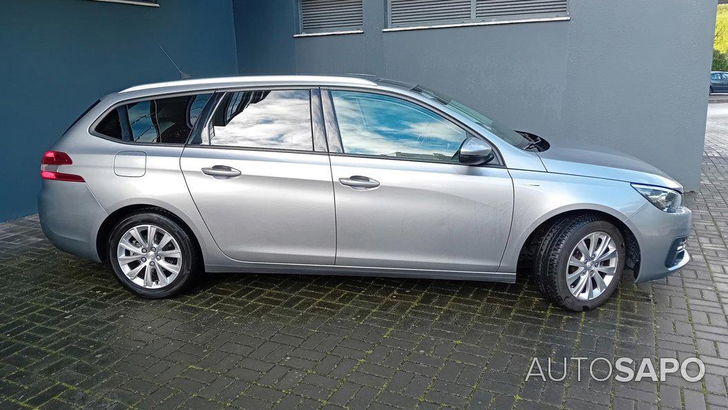 Peugeot 308 1.2 PureTech Style de 2018