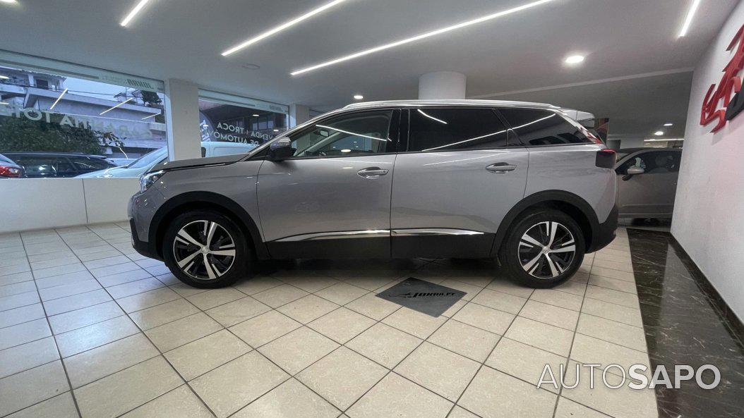 Peugeot 5008 1.5 BlueHDi Allure EAT8 de 2020