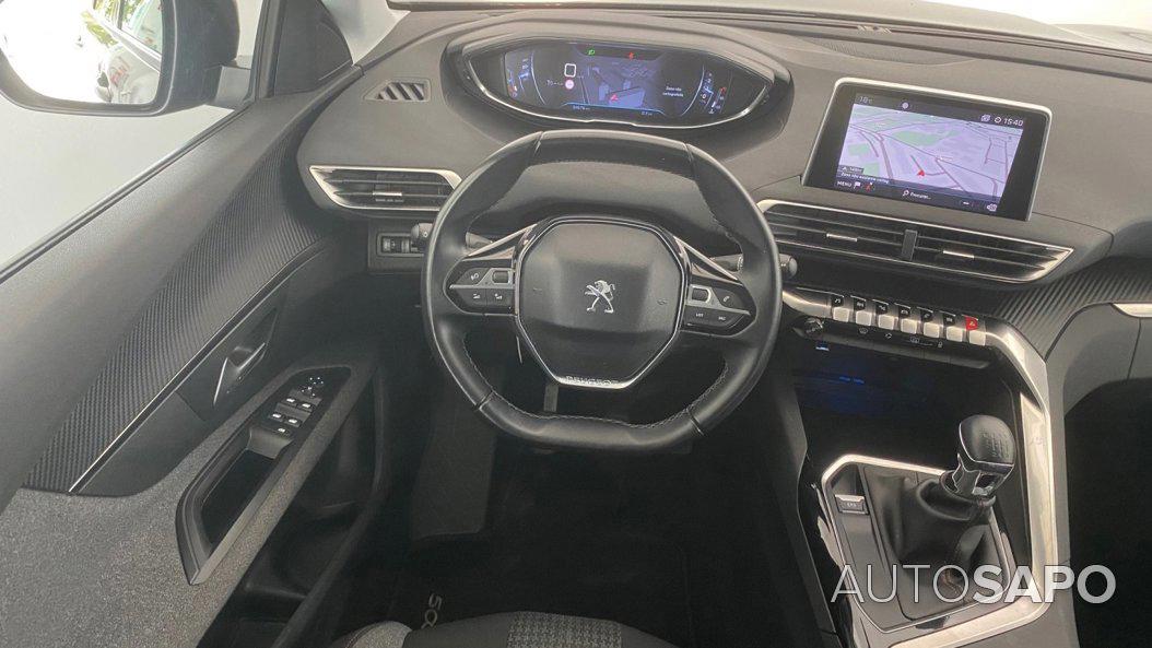 Peugeot 5008 1.2 PureTech Allure de 2019