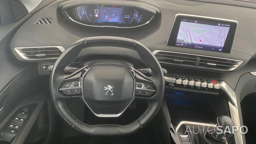 Peugeot 5008 1.2 PureTech Allure de 2019