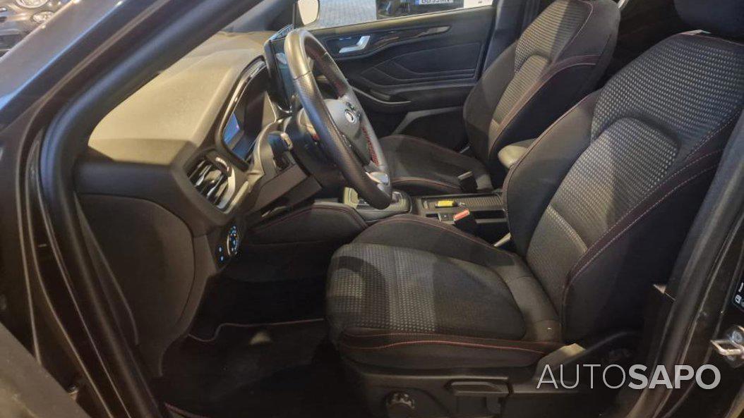 Ford Focus 1.0 EcoBoost ST-Line X Aut. de 2023