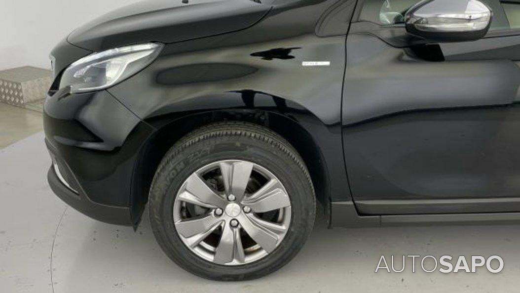 Peugeot 2008 1.2 PureTech Style de 2019