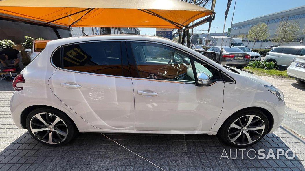 Peugeot 208 de 2016