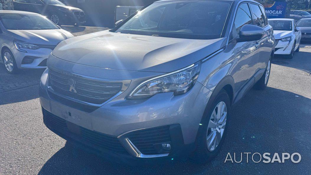 Peugeot 5008 1.2 PureTech Active de 2019