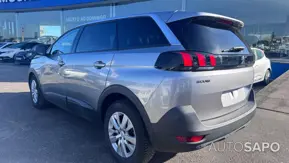 Peugeot 5008 1.2 PureTech Active de 2019