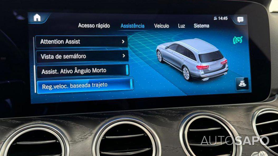 Mercedes-Benz Classe E 300 de AMG Line de 2020