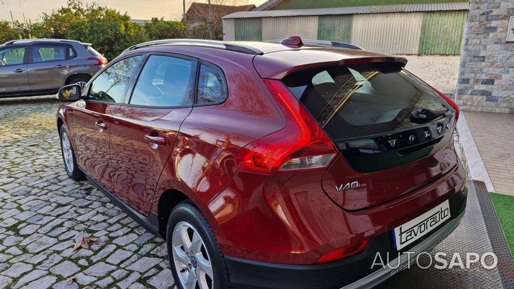 Volvo V40 Cross Country 1.6 D2 Momentum de 2015