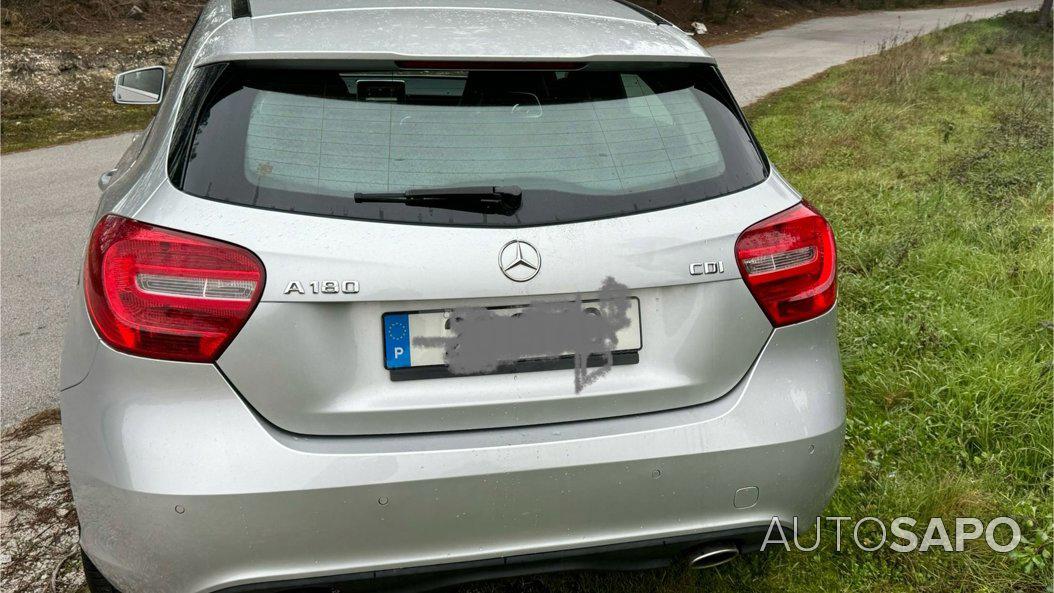 Mercedes-Benz Classe A 180 CDi B.E. Urban de 2014