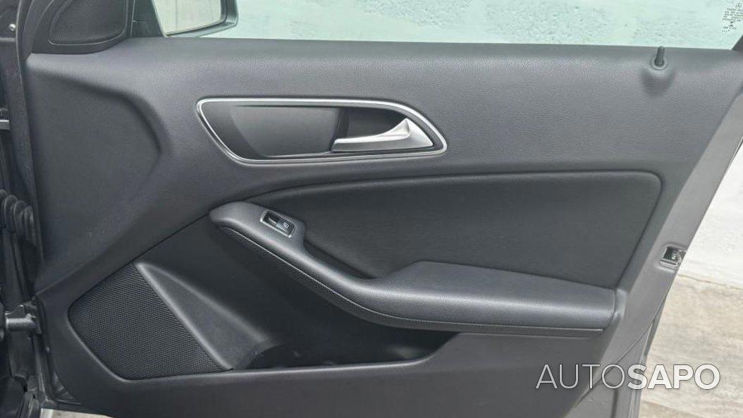 Mercedes-Benz Classe A 180 d Style Aut. de 2015