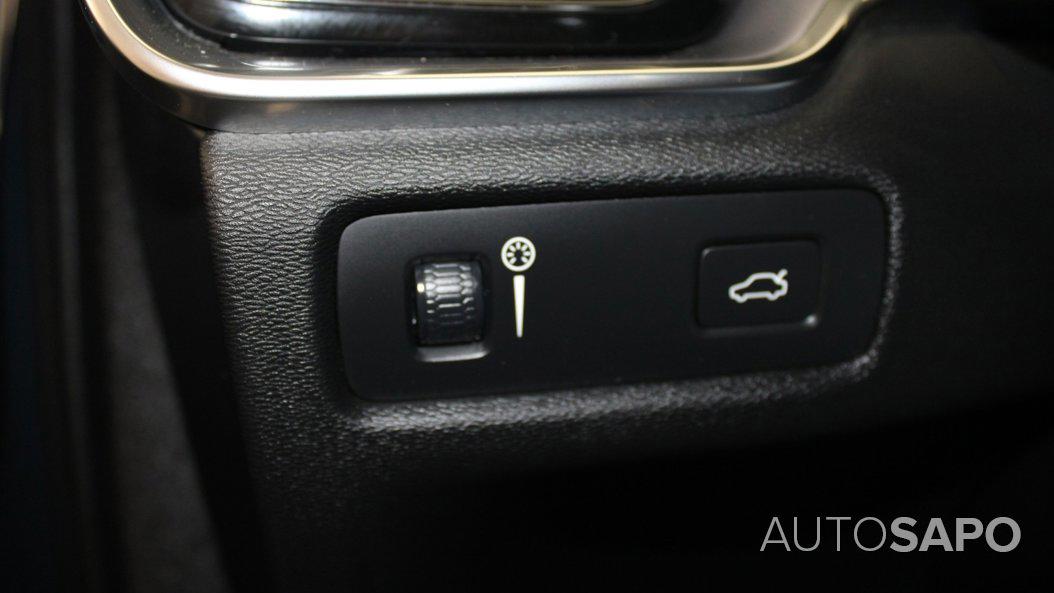 Volvo V60 2.0 D3 Momentum Plus Geartronic de 2020