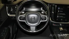 Volvo V60 2.0 D3 Momentum Plus Geartronic de 2020