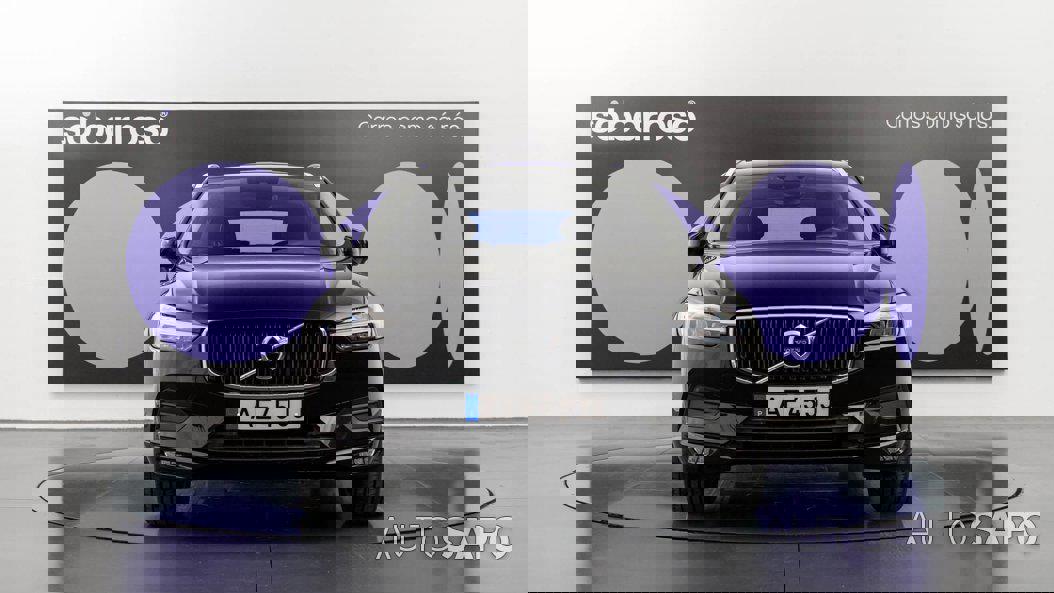 Volvo XC60 2.0 B4 Momentum Plus Geartronic de 2020