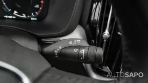 Volvo XC60 2.0 B4 Momentum Plus Geartronic de 2020