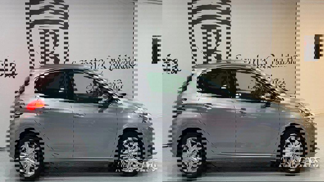 Peugeot 208 1.2 PureTech Allure de 2019