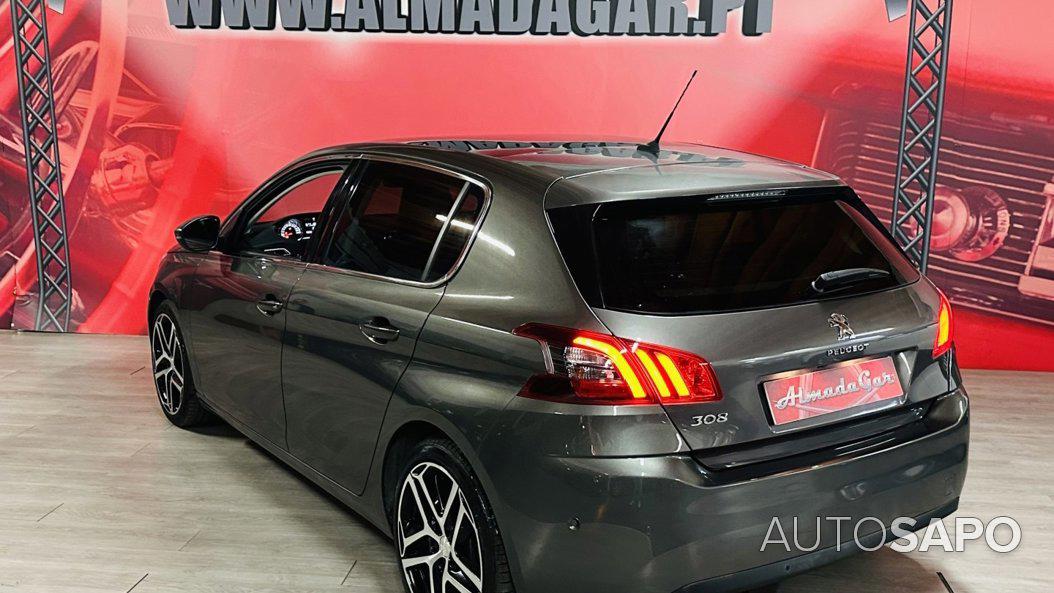 Peugeot 308 1.2 PureTech Allure Pack de 2019